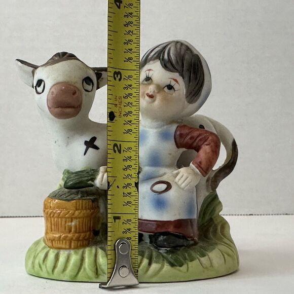 Young Maiden Girl w/Cow Ceramic Figurine Red/Green/White Unbranded Vintage Farm - Picture 8 of 9